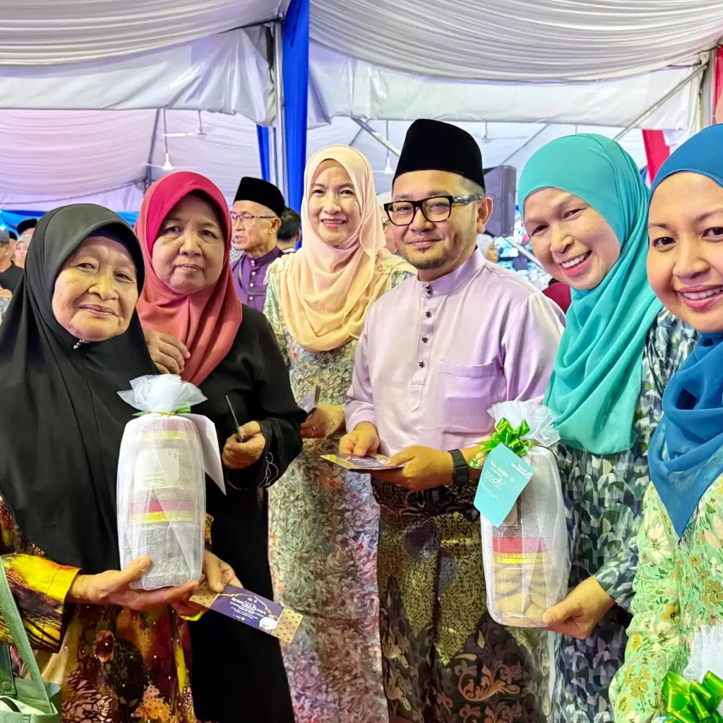 Yayasan PETRONAS Brings Hari Raya Joy this Year with its Uplifting Lives Festive Initiative